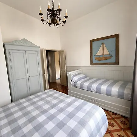 Irabo Apartment *